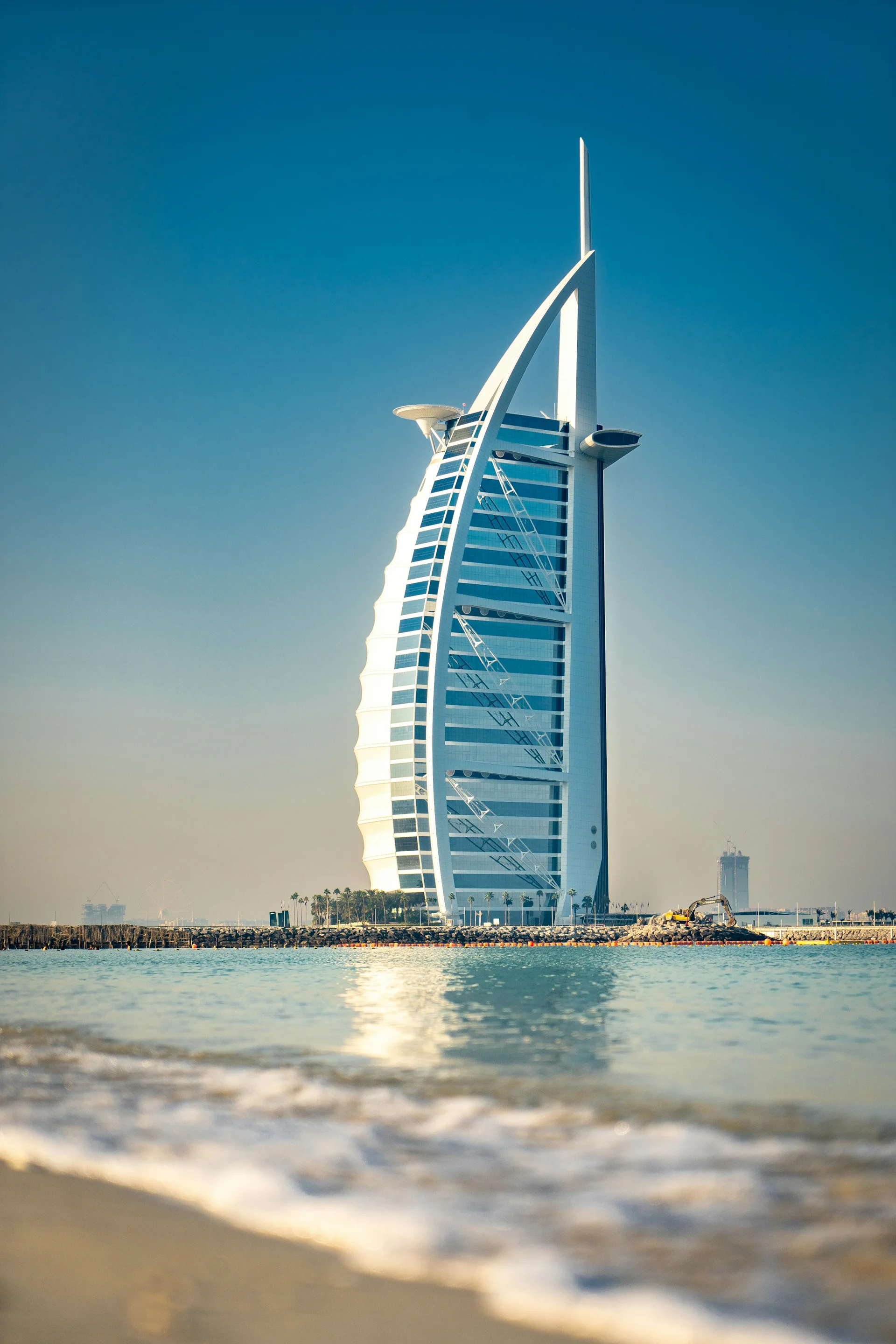 Contactez La Rive Properties pour votre projet immobilier à Dubai. Notre équipe est à votre disposition pour vous accompagner.